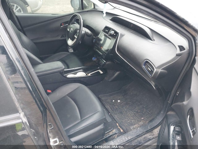Toyota Prius Four Touring 2016 JTDKARFU3G3508024 Image 5