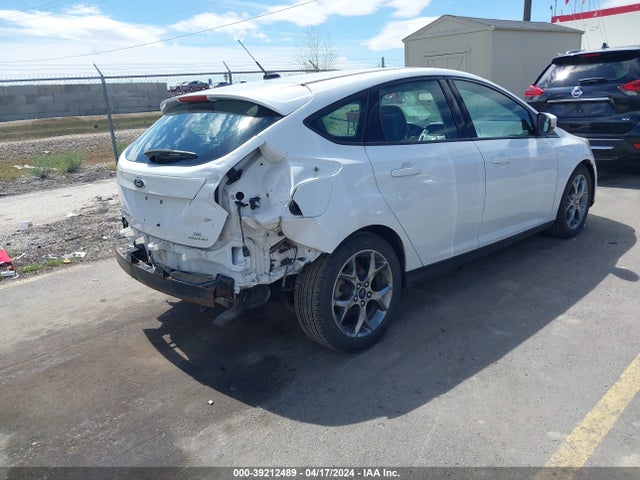 Ford FOCUS SE 2014 1FADP3K23EL227465 Image 4
