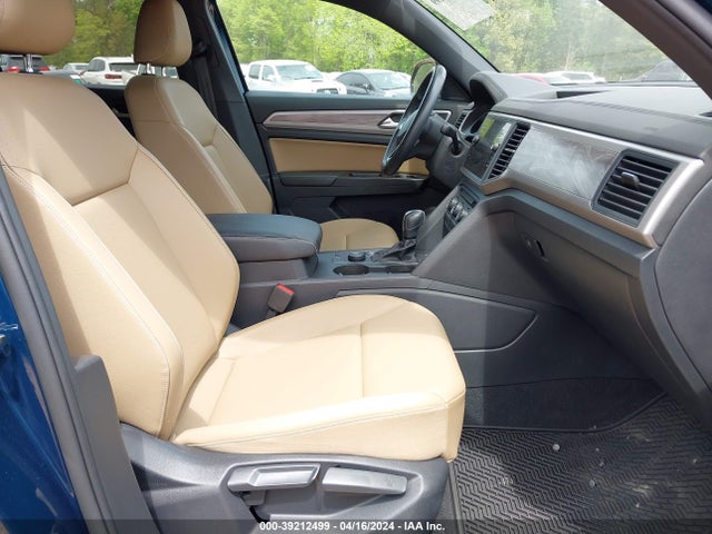 1V21E2CA8LC210370 Volkswagen Atlas Cross Sport 3.6l V6 Se W/technology/3.6l V6 Se W/technology R-line