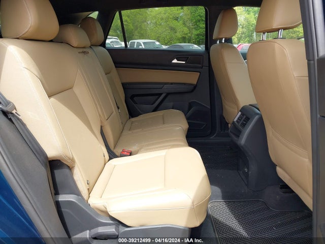 1V21E2CA8LC210370 Volkswagen Atlas Cross Sport 3.6l V6 Se W/technology/3.6l V6 Se W/technology R-line