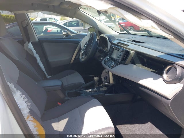 Toyota Rav4 Xle 2015 JTMWFREV0FD064767 Image 5