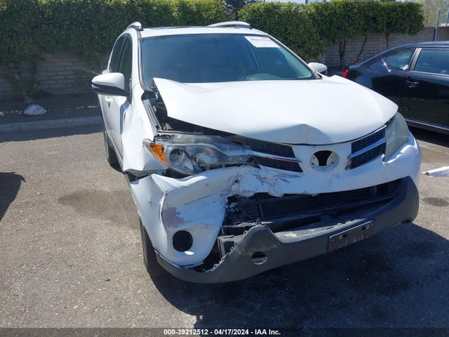 Toyota Rav4 Xle 2015 JTMWFREV0FD064767 Image 6