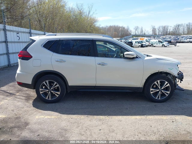 Nissan ROGUE SV 2019 JN8AT2MV3KW378069 Image 14