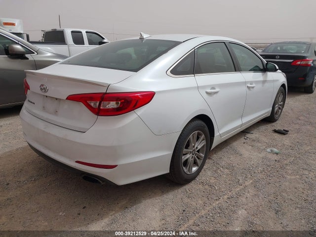 Hyundai Sonata 2016 5NPE24AF3GH412503 Image 4