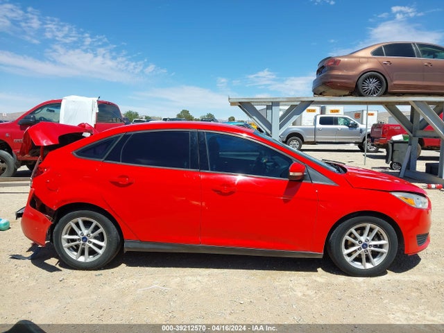 Ford FOCUS SE 2016 1FADP3F29GL325252 Image 13