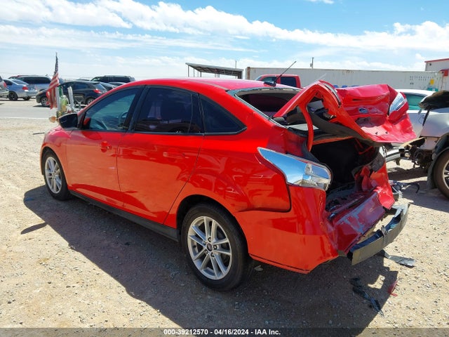 Ford FOCUS SE 2016 1FADP3F29GL325252 Image 3