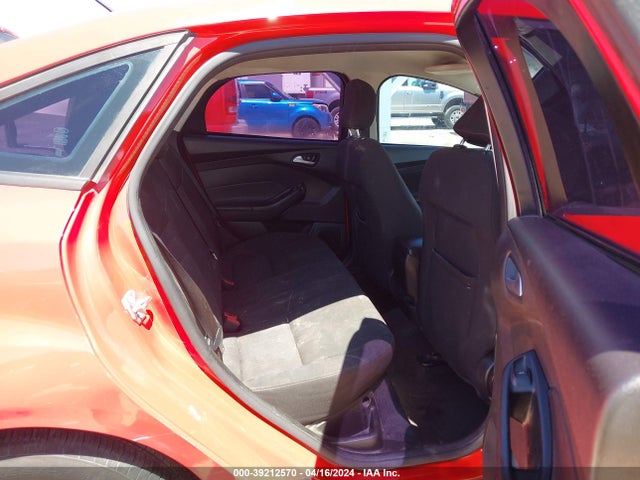 Ford FOCUS SE 2016 1FADP3F29GL325252 Image 8