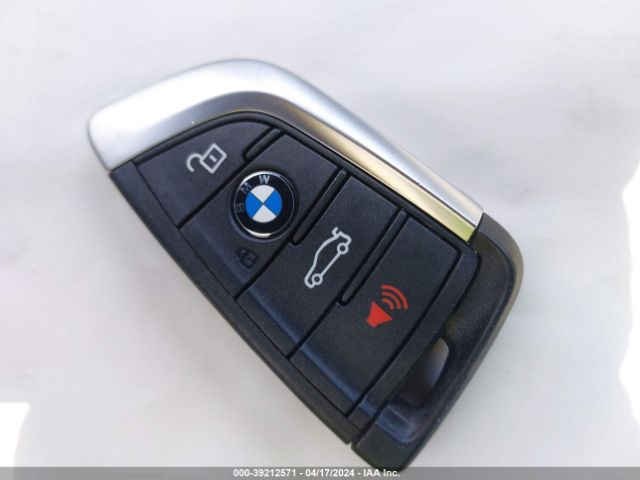 WBA13AG08PCN05779 BMW 530e