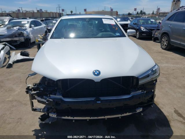 WBA13AG08PCN05779 BMW 530e