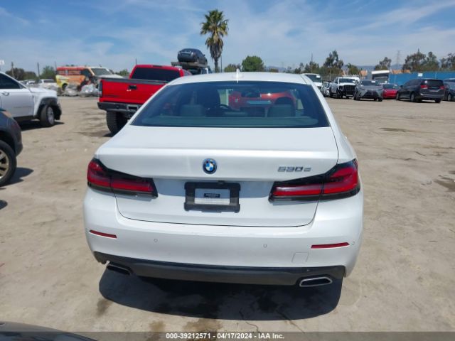WBA13AG08PCN05779 BMW 530e