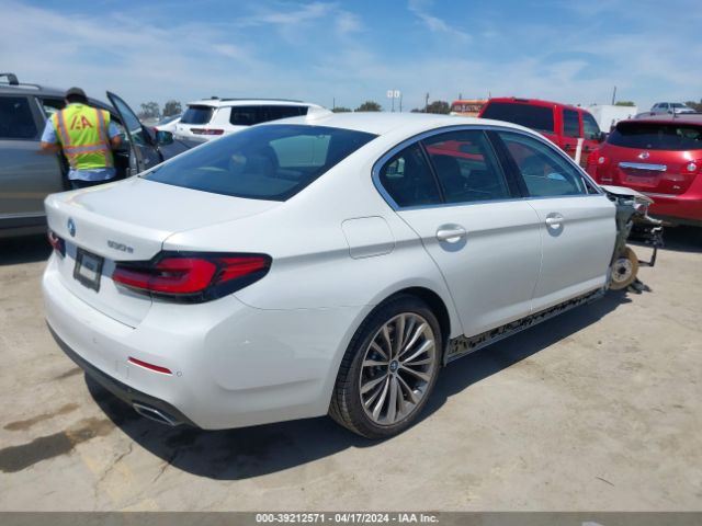WBA13AG08PCN05779 BMW 530e