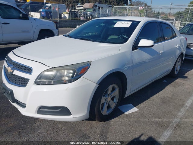 Chevrolet Malibu 1ls 2014 1G11B5SL3EF220698 Image 2