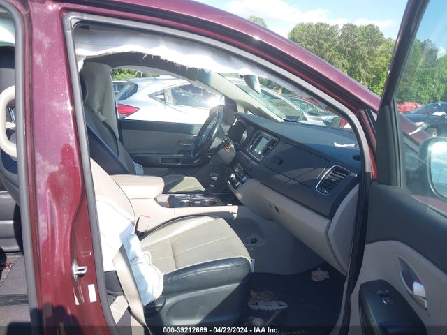 KIA SEDONA EX 2019 KNDMB5C1XK6500552 Image 5