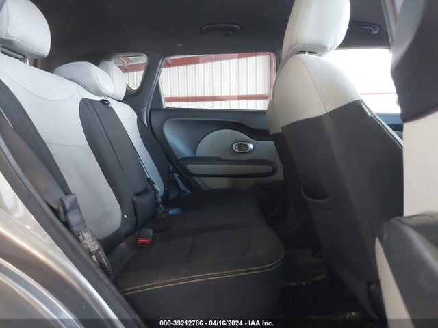 KIA SOUL + 2016 KNDJP3A55G7351080 Image 8