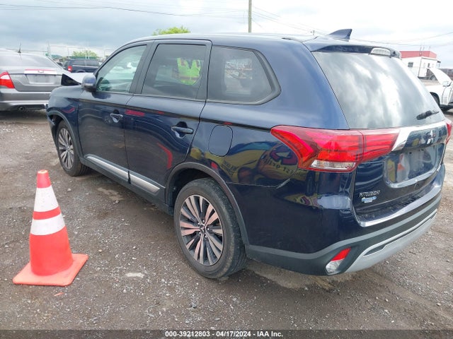 JA4AZ3A37KZ041643 Mitsubishi Outlander Se