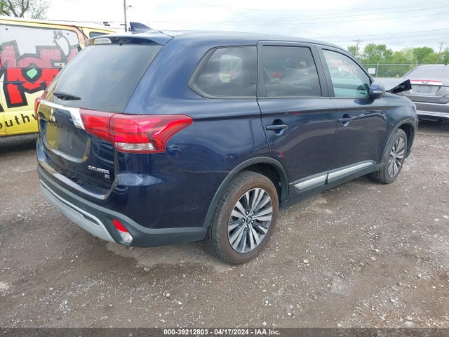 JA4AZ3A37KZ041643 Mitsubishi Outlander Se