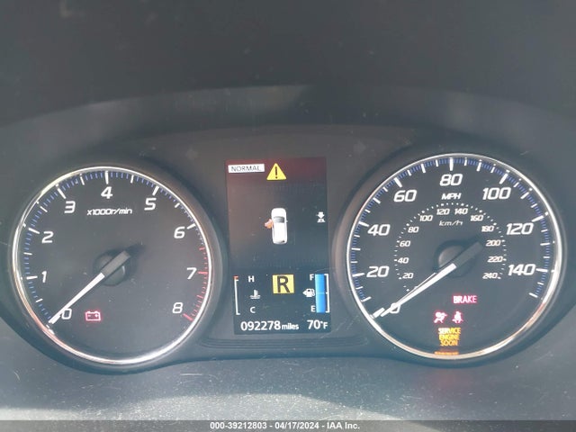 JA4AZ3A37KZ041643 Mitsubishi Outlander Se