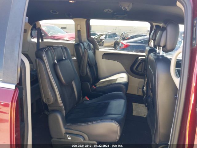 2C4RDGCG8KR511915 Dodge Grand Caravan Sxt