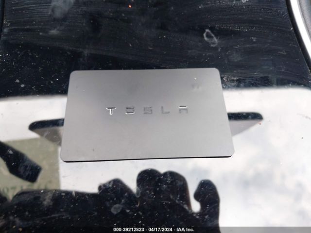 5YJ3E1EB3KF194946 Tesla Model 3 Long Range/performance