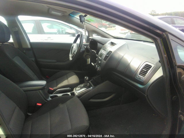 KIA FORTE LX 2018 3KPFK4A76JE235020 Image 5