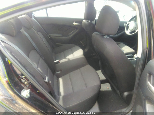 KIA FORTE LX 2018 3KPFK4A76JE235020 Image 8