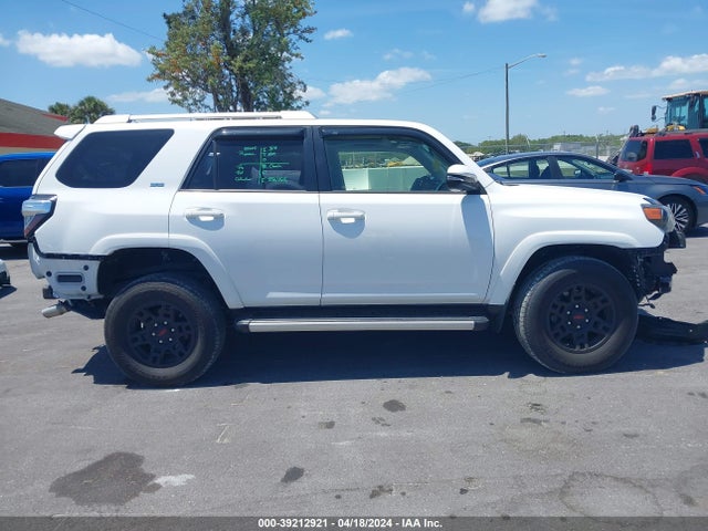 Toyota 4runner Sr5 Premium 2017 JTEBU5JR3H5421812 Image 14