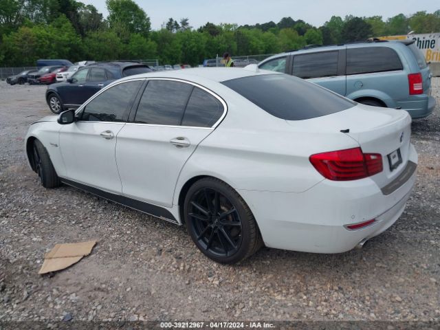 WBA5B1C55FD917558 BMW 535i