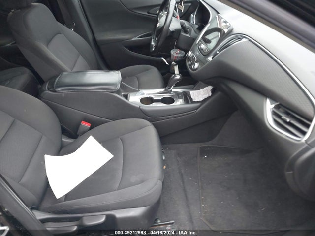 Chevrolet MALIBU LT 2018 1G1ZD5ST9JF181896 Image 5