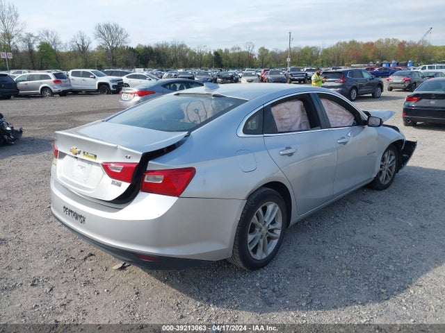 Chevrolet MALIBU LT 2018 1G1ZD5ST9JF133735 Image 4