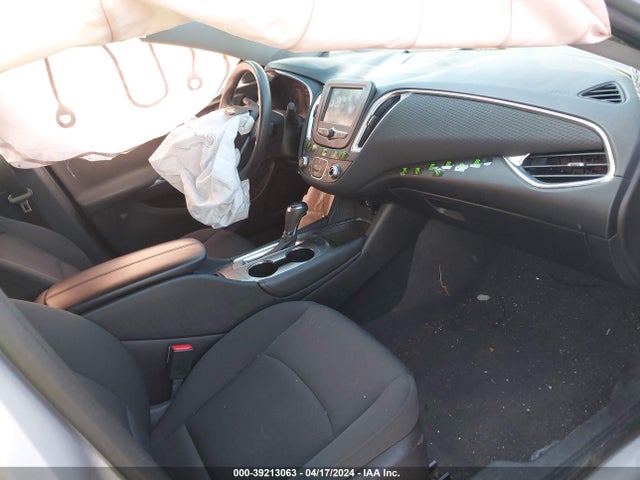 Chevrolet MALIBU LT 2018 1G1ZD5ST9JF133735 Image 5