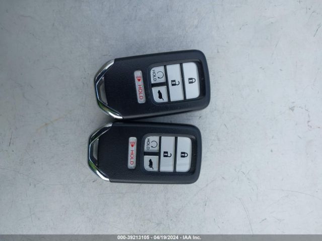 JHLRW2H52KX000855 Honda CR-V EX