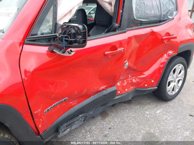 ZACCJADT0FPC05762 Jeep Renegade Limited