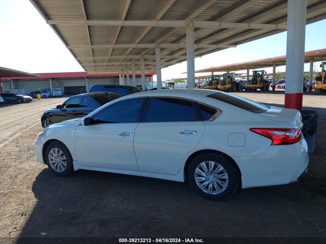 Nissan Altima 2.5 S 2017 1N4AL3AP3HC288752 Image 14