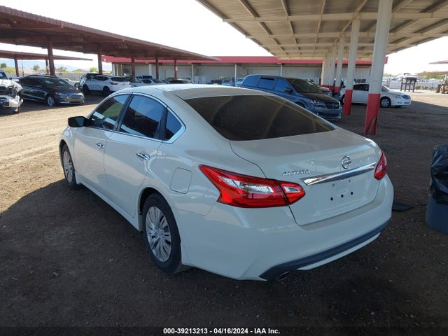 Nissan Altima 2.5 S 2017 1N4AL3AP3HC288752 Image 3