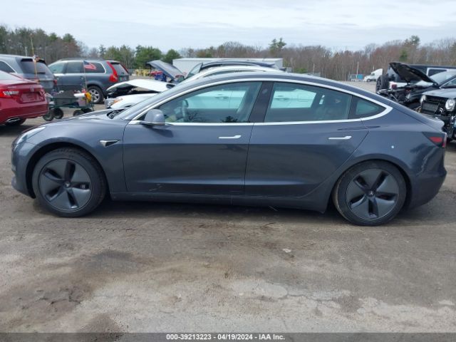 5YJ3E1EB1KF359439 Tesla Model 3 Long Range/performance