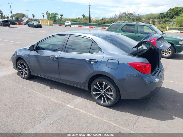 Toyota Corolla Se/xse 2018 5YFBURHE8JP803535 Image 3