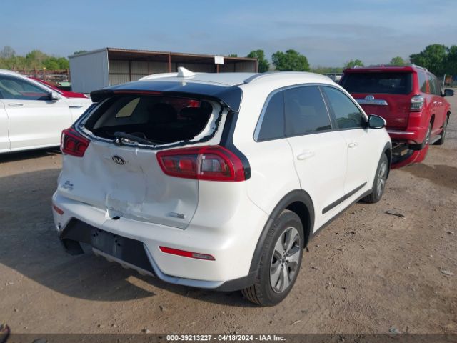 KNDCC3LC4J5156669 KIA NIRO EX