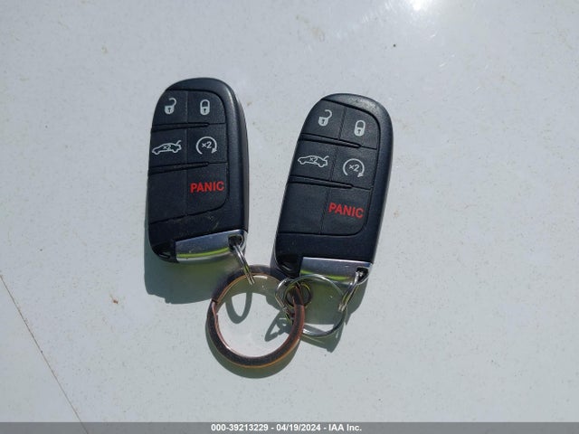 Chrysler 200 C 2016 1C3CCCCGXGN134983 Image 11