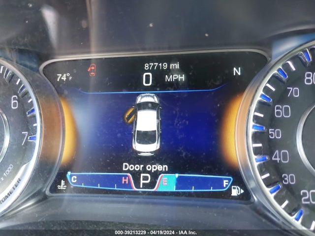 Chrysler 200 C 2016 1C3CCCCGXGN134983 Image 13