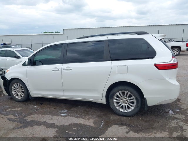 Toyota Sienna Xle 8 Passenger 2015 5TDYK3DC5FS620951 Image 14