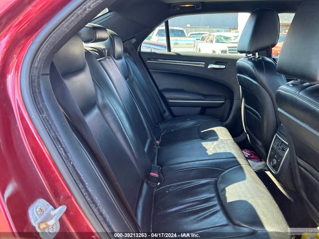 Chrysler 300c Awd 2014 2C3CCAKT8EH183110 Image 8