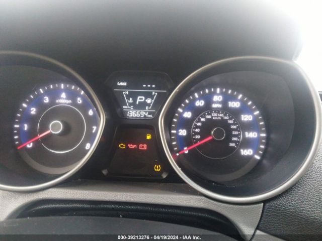 5NPDH4AE6GH687977 Hyundai ELANTRA SE