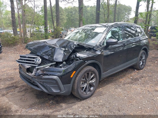 3VV3B7AX6NM027009 Volkswagen Tiguan 2.0t Se