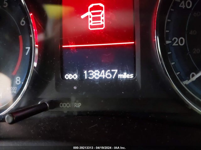 Toyota COROLLA LE 2018 2T1BURHE8JC115633 Image 14