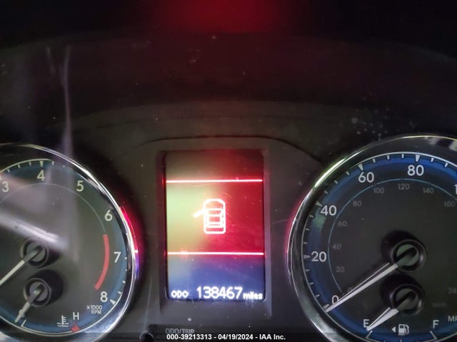 Toyota COROLLA LE 2018 2T1BURHE8JC115633 Image 7