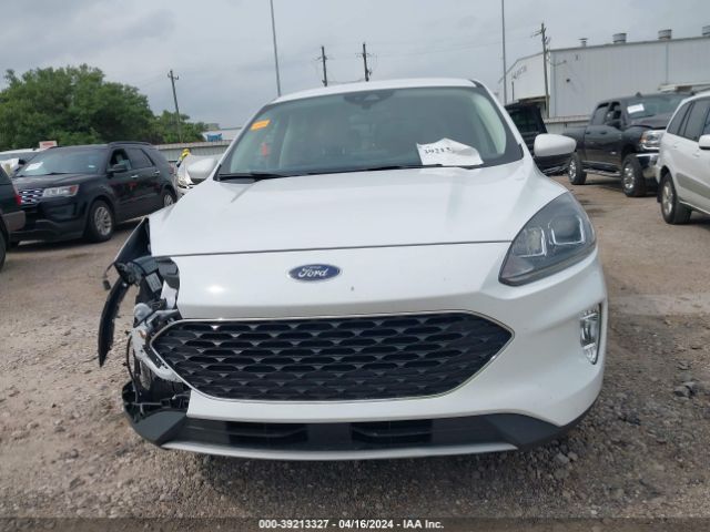1FMCU0H63NUA45990 Ford ESCAPE SEL