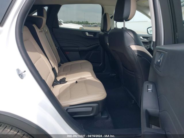 1FMCU0H63NUA45990 Ford ESCAPE SEL