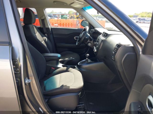 KNDJN2A27G7341236 KIA Soul