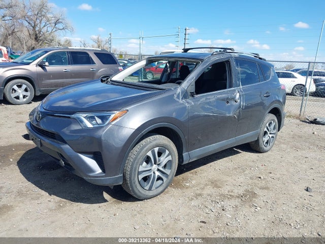 Toyota RAV4 LE 2018 2T3BFREV6JW838028 Image 2