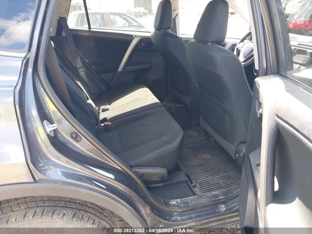 Toyota RAV4 LE 2018 2T3BFREV6JW838028 Image 8